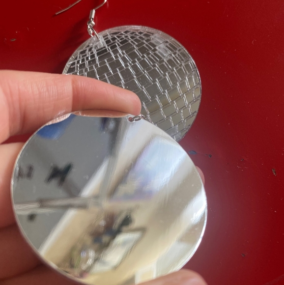Mirrored disco ball earrings - Picture 10 of 12